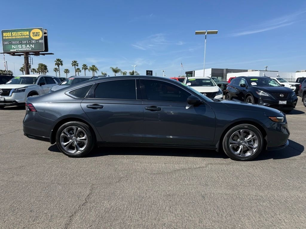 2023 Honda Accord Hybrid EX-L photo 6