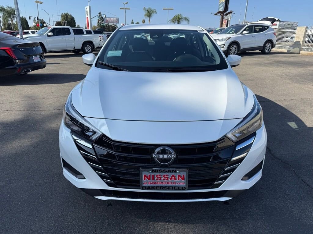 New 2025 Nissan Versa SV SV CVT