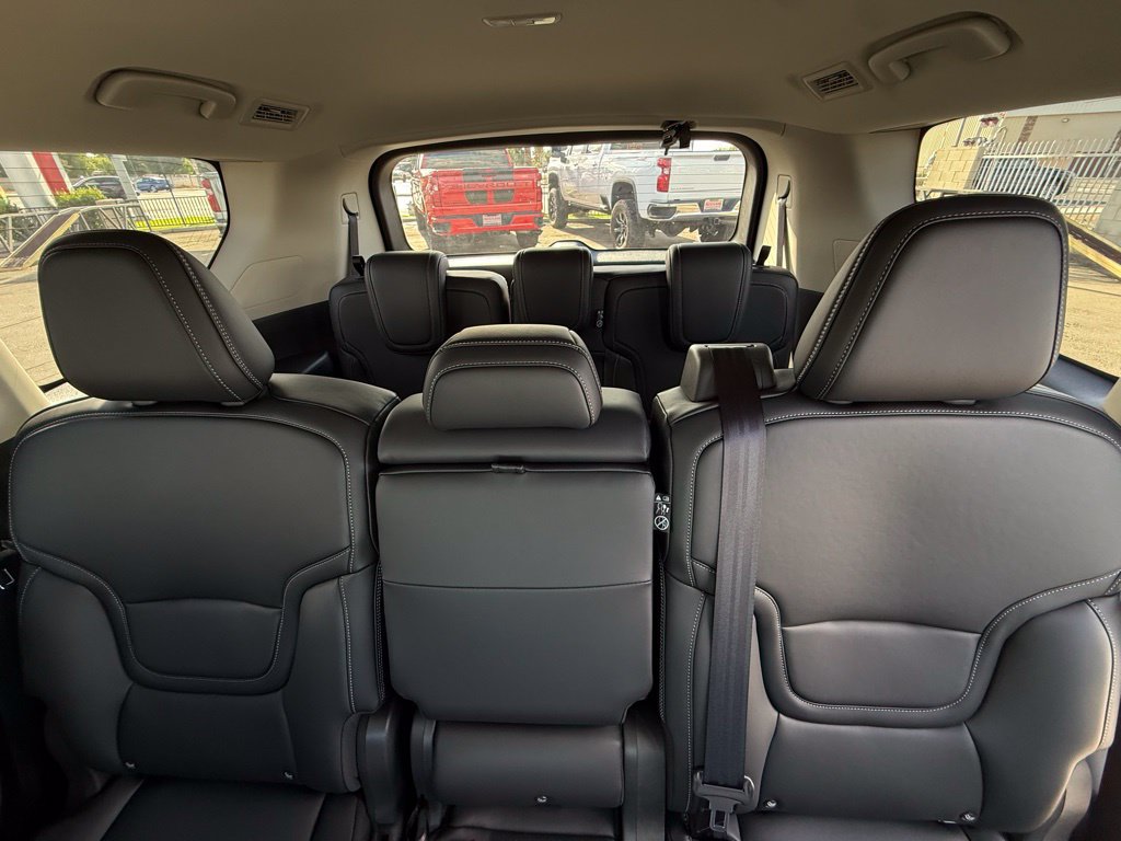 2026 Nissan Armada SV - Photo 9