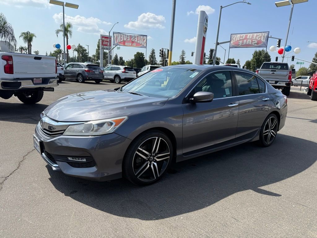 2017 Honda Accord Sport photo 2