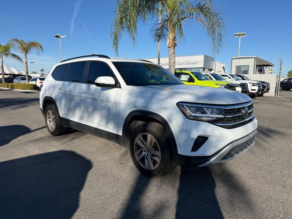 2021 Volkswagen Atlas S's photo