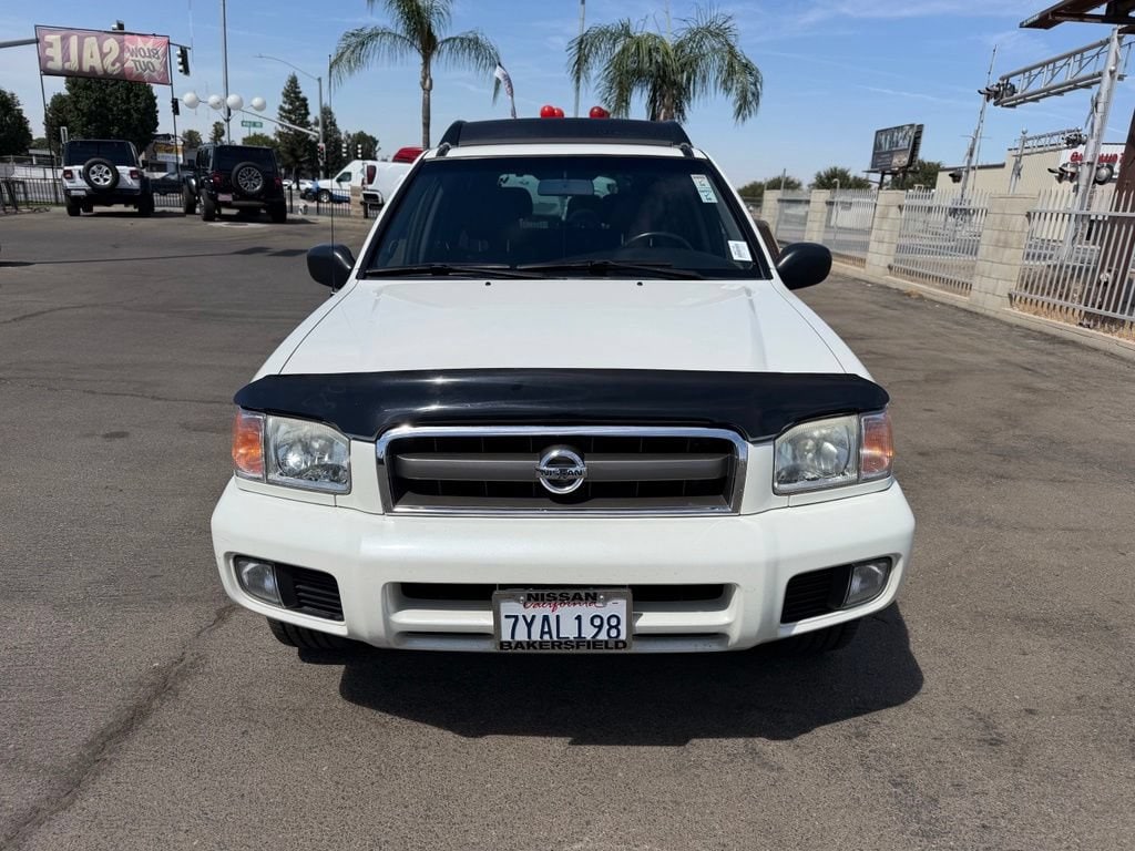 Used 2003 Nissan Pathfinder SE with VIN JN8DR09X53W711674 for sale in Bakersfield, CA