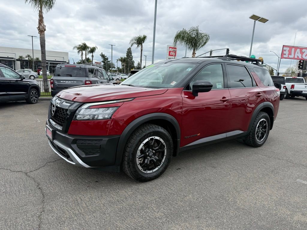2023 Nissan Pathfinder Rock Creek photo 2
