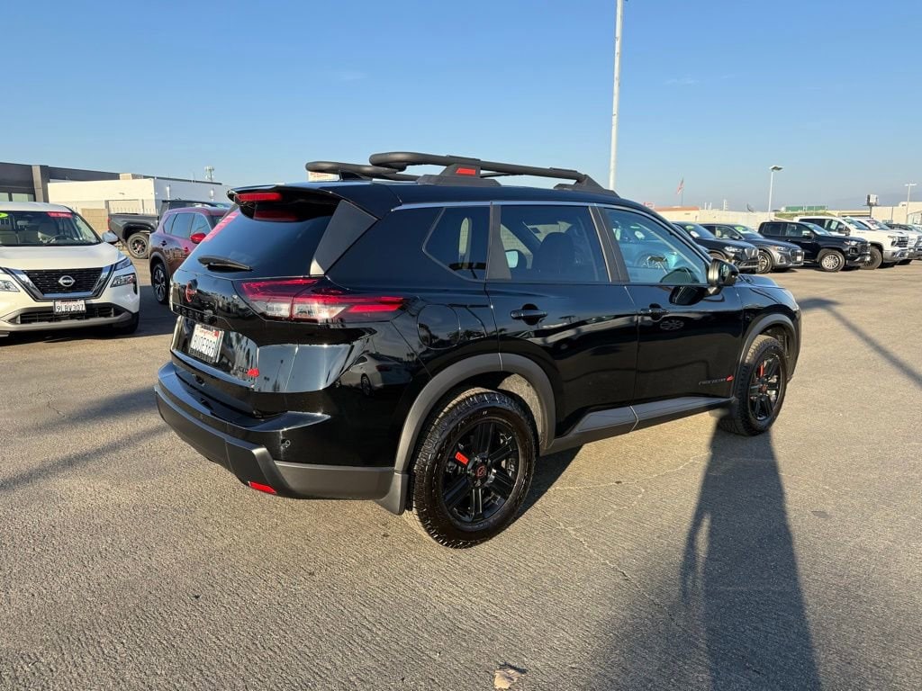 2025 Nissan Rogue Rock Creek - Photo 6