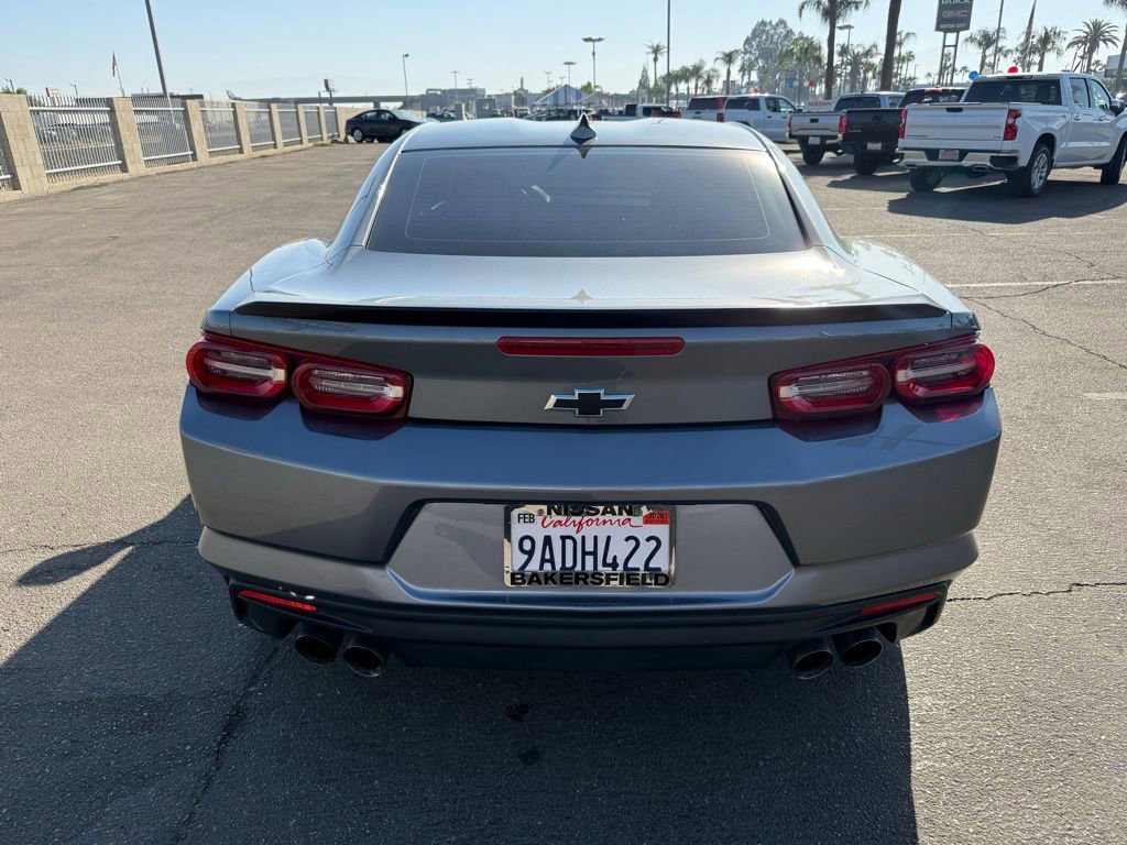 2021 Chevrolet Camaro LT1 photo 4