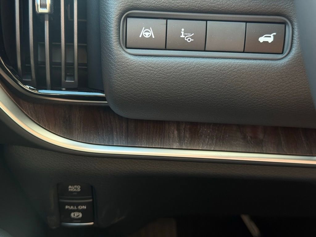 2025 Nissan Armada Platinum Reserve - Photo 25