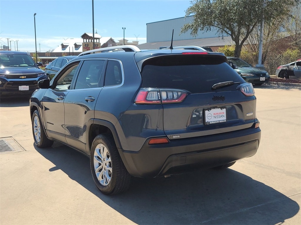 Used 2019 Jeep Cherokee Latitude with VIN 1C4PJLCB7KD479572 for sale in Burleson, TX