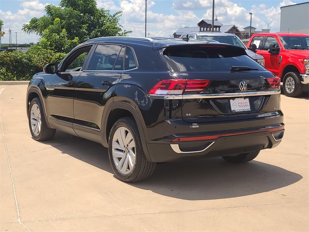 Used 2022 Volkswagen Atlas Cross Sport SE w/Tech with VIN 1V2HC2CA2NC230024 for sale in Burleson, TX