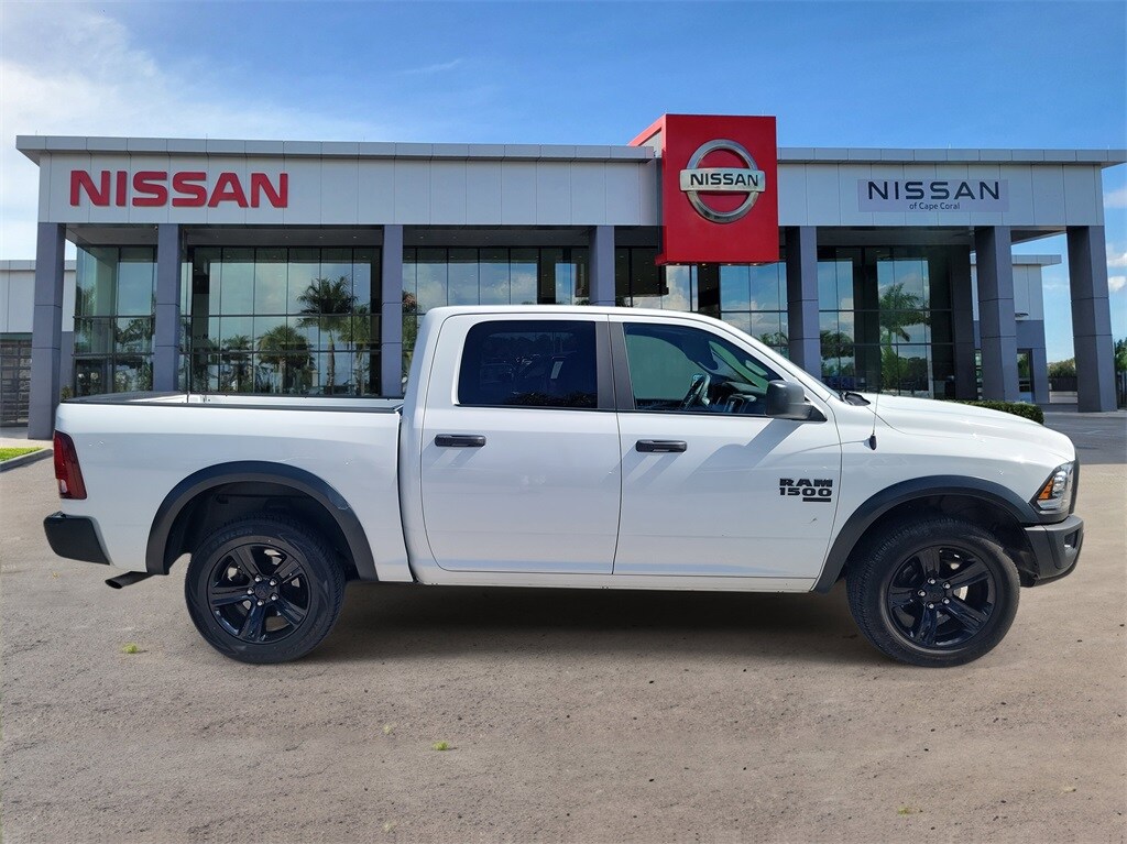 2024 Ram 1500 Classic Warlock photo 3
