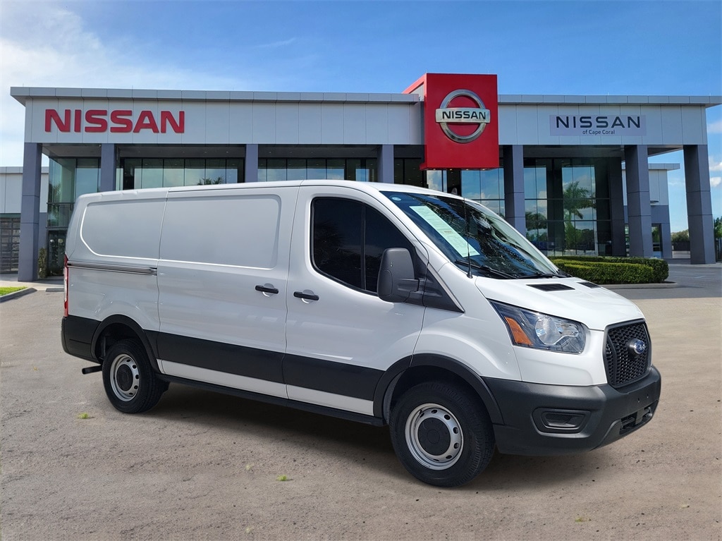 2023 Ford Transit photo 2