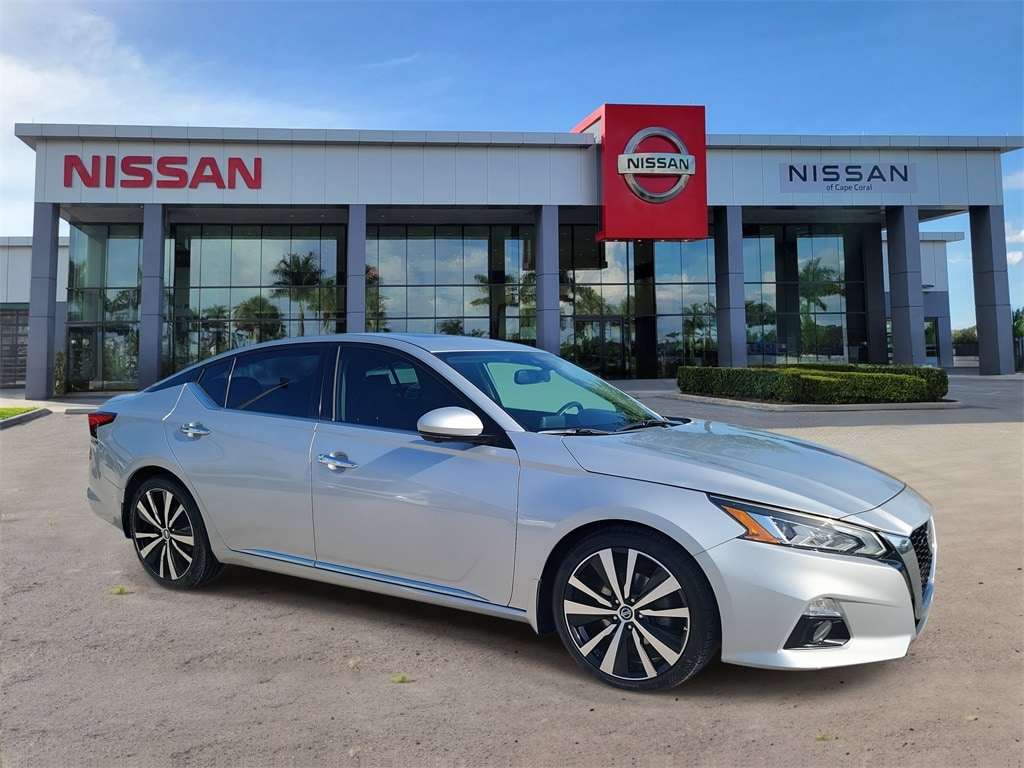 Certified 2020 Nissan Altima 2.5 Platinum Sedan
