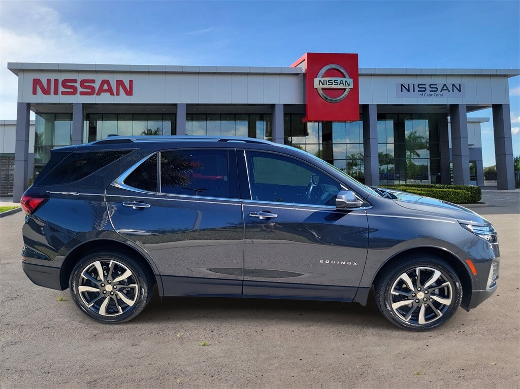 2022 Chevrolet Equinox Premier photo 3