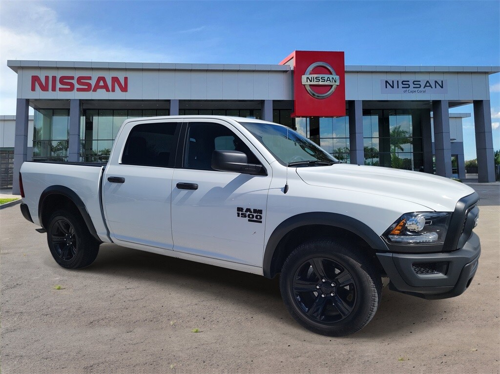 2024 Ram 1500 Classic Warlock photo 2