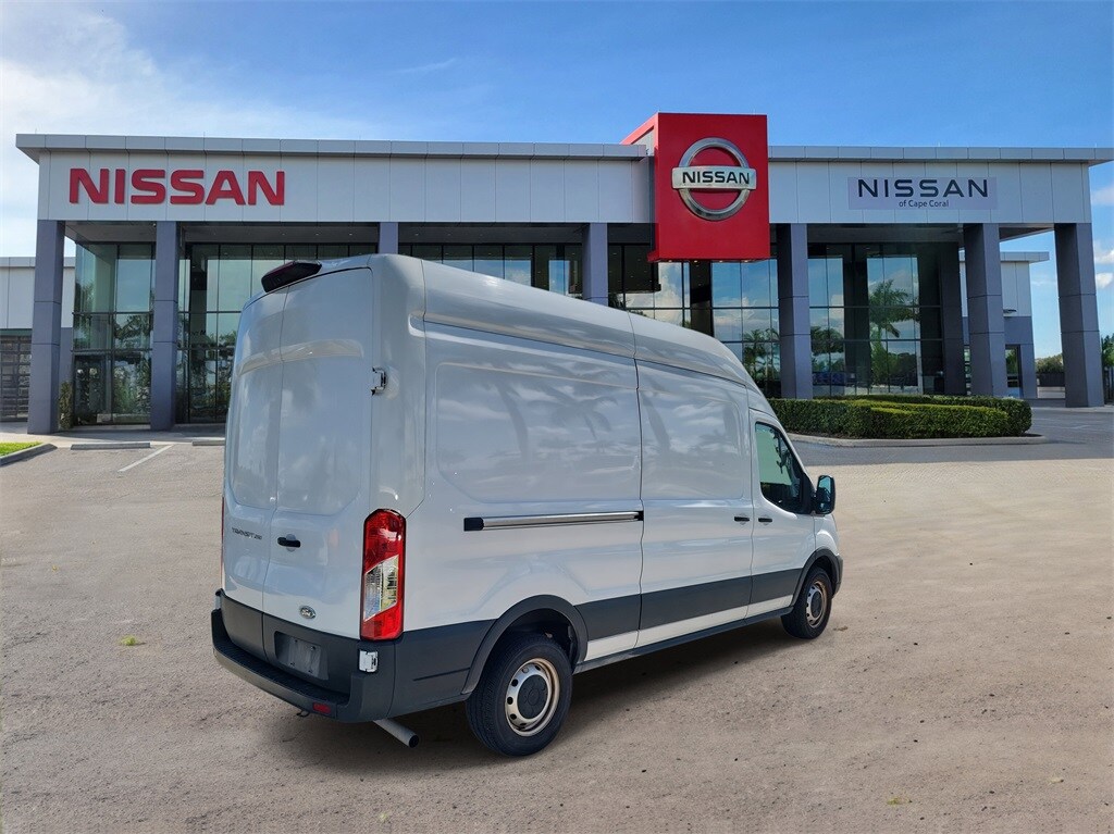 2023 Ford Transit photo 4