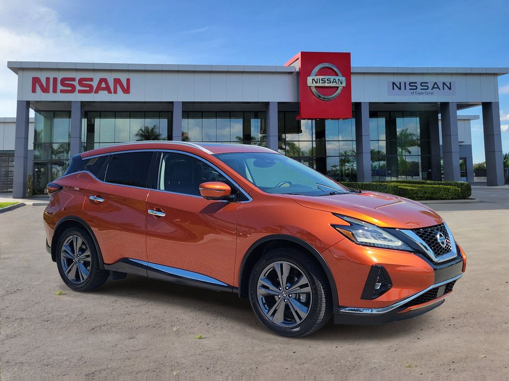 2021 Nissan Murano Platinum photo 2