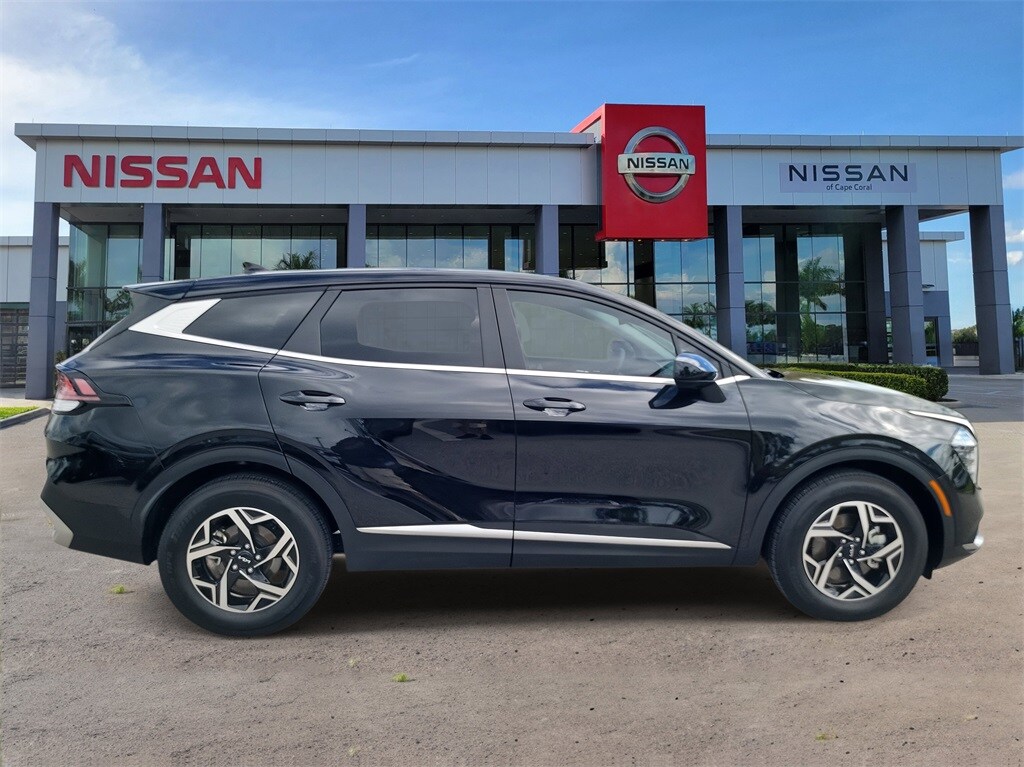 Certified 2025 Kia Sportage LX SUV