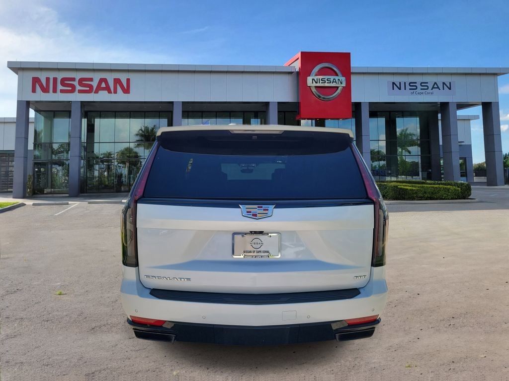 2021 Cadillac Escalade Sport Platinum photo 4