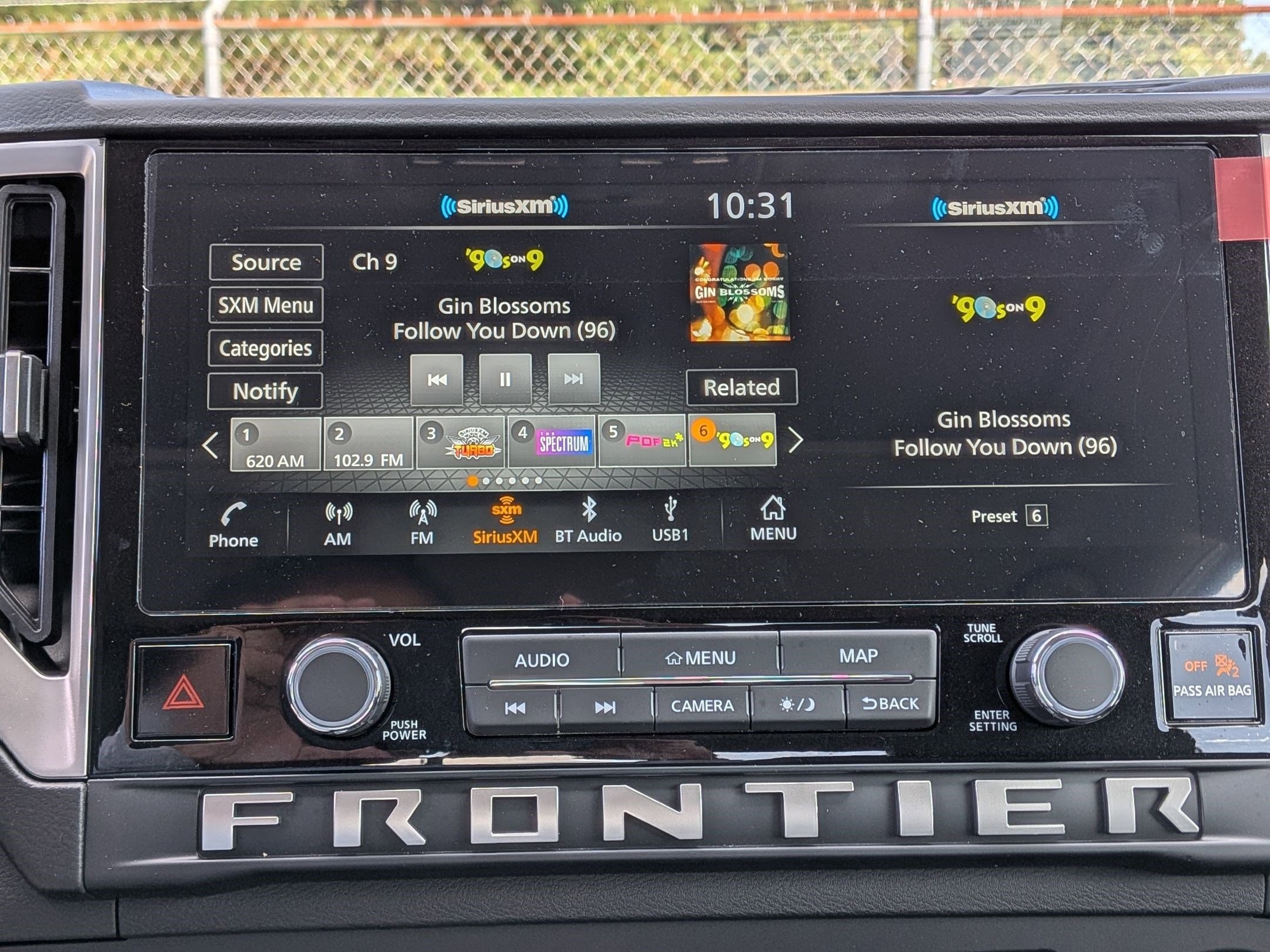 2025 Nissan Frontier SL - Photo 20