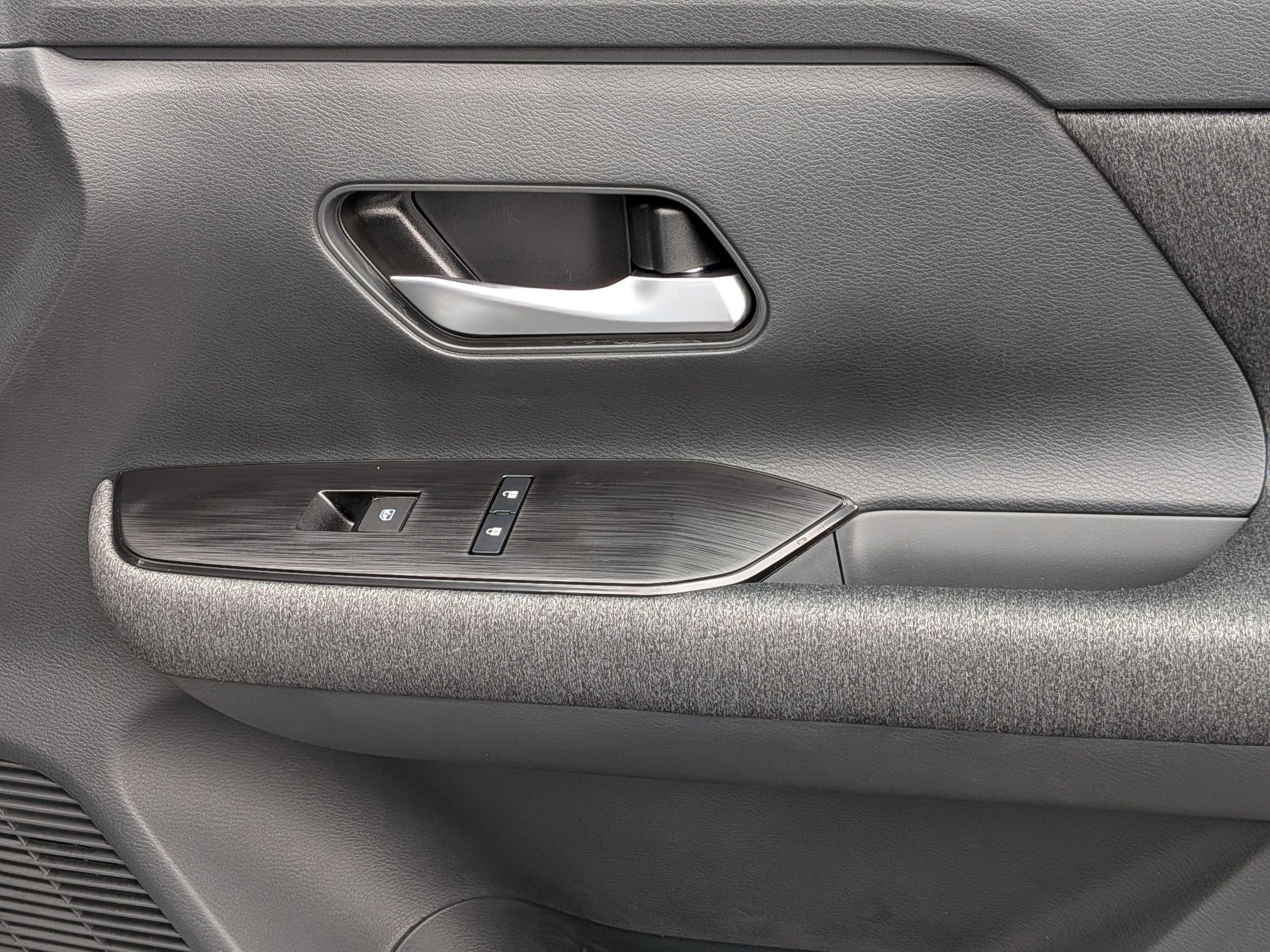 2026 Nissan KICKS SV - Photo 30