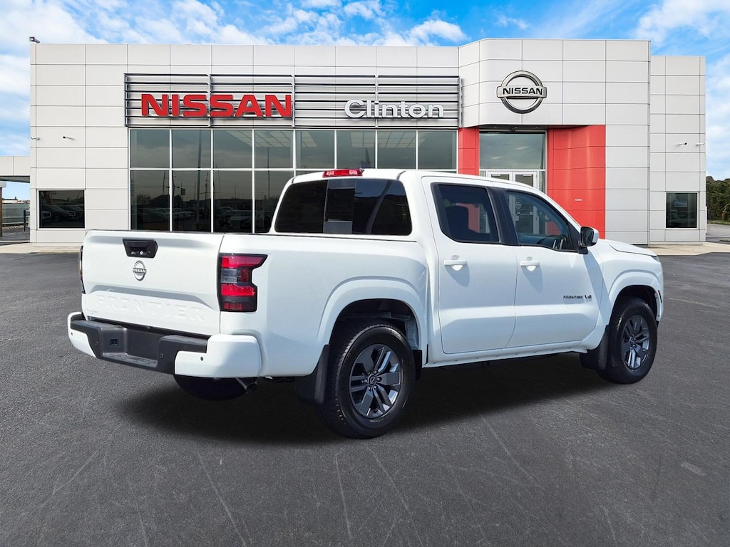 New 2027 Nissan Frontier SV Truck Crew Cab