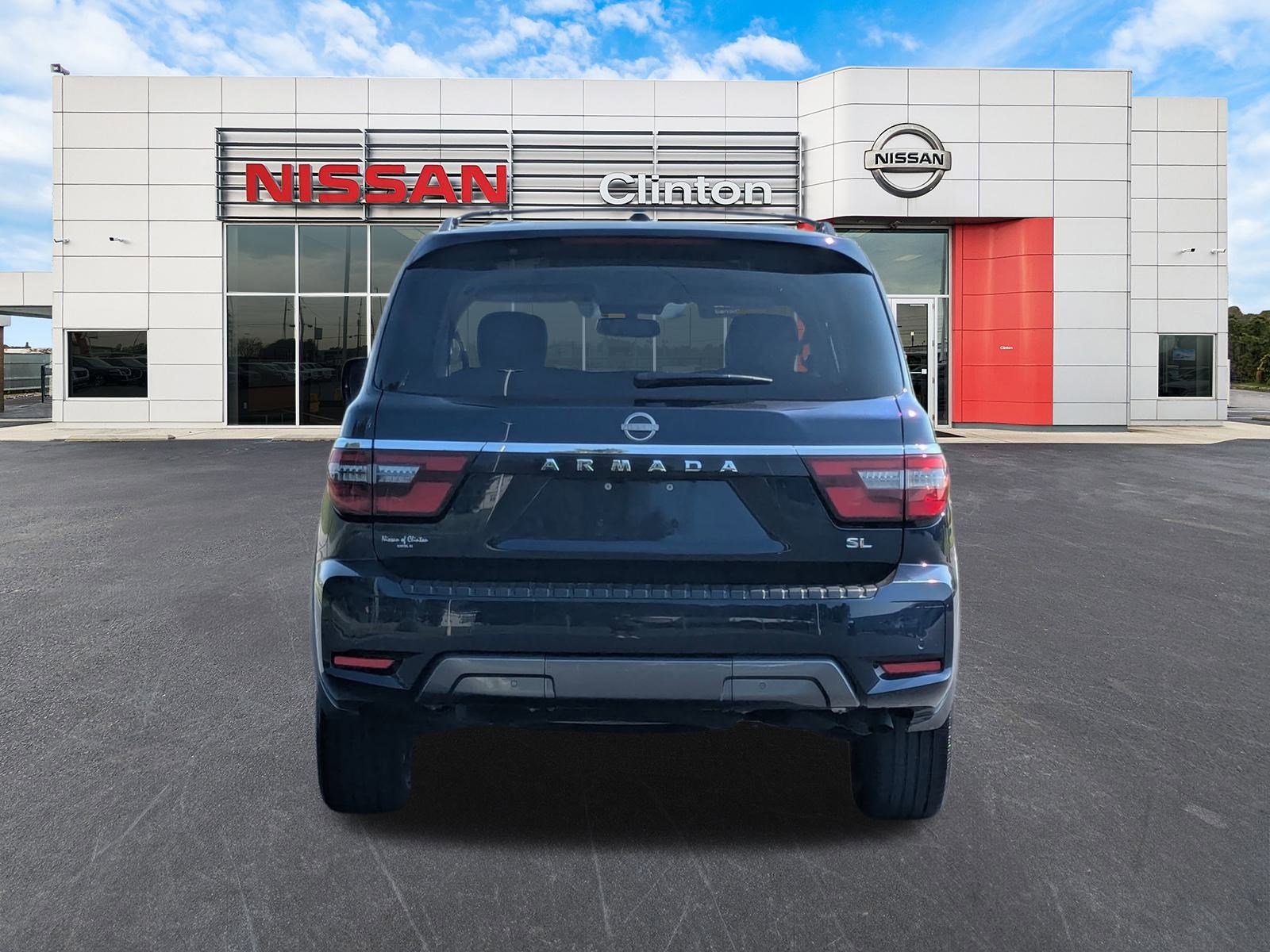 2022 Nissan Armada SL photo 3