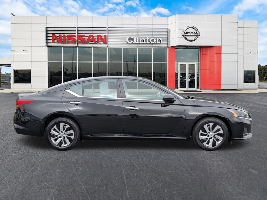 Certified 2025 Nissan Altima S Sedan