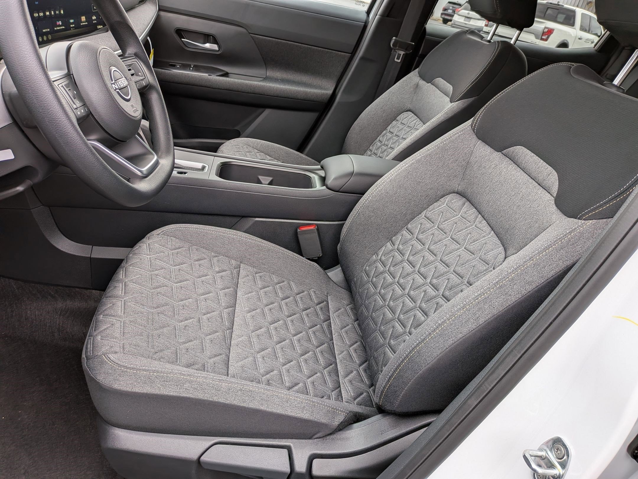 2026 Nissan KICKS SV - Photo 14