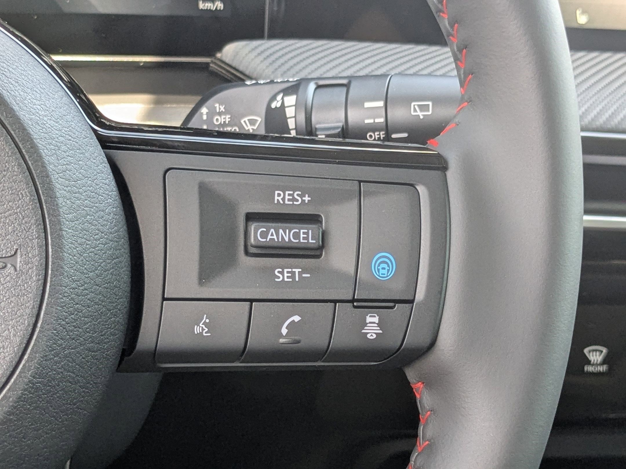 2025 Nissan Kicks SR AWD - Photo 17