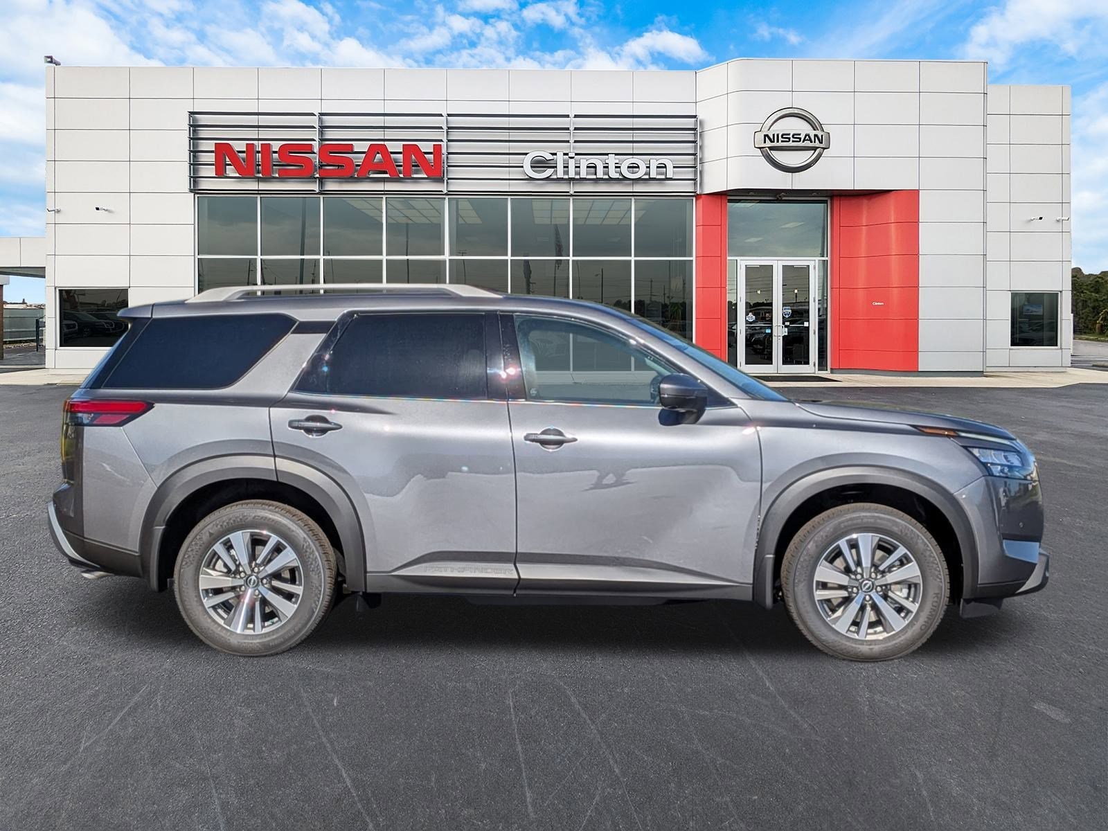 CAPITA PATHFINDER145 21-22モデル New 2025 Nissan Pathfinder For Sale at Nissan of Clinton | VIN