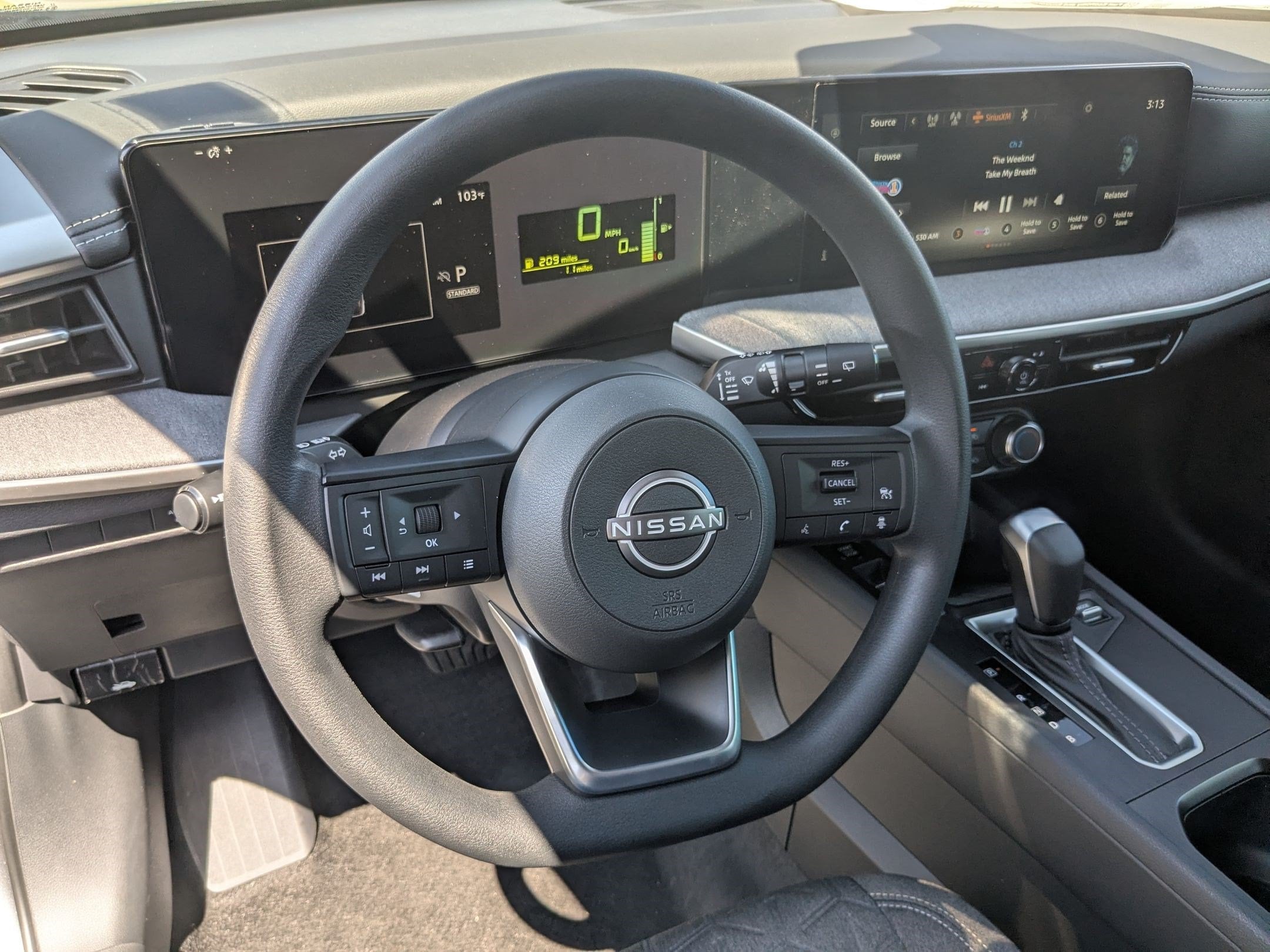 2025 Nissan Kicks SV - Photo 15