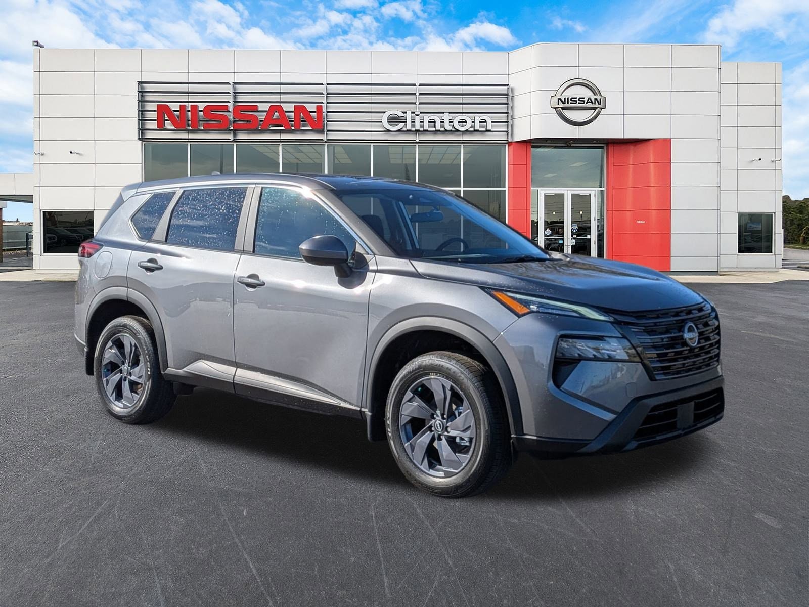 2026 Nissan Rogue SV's photo