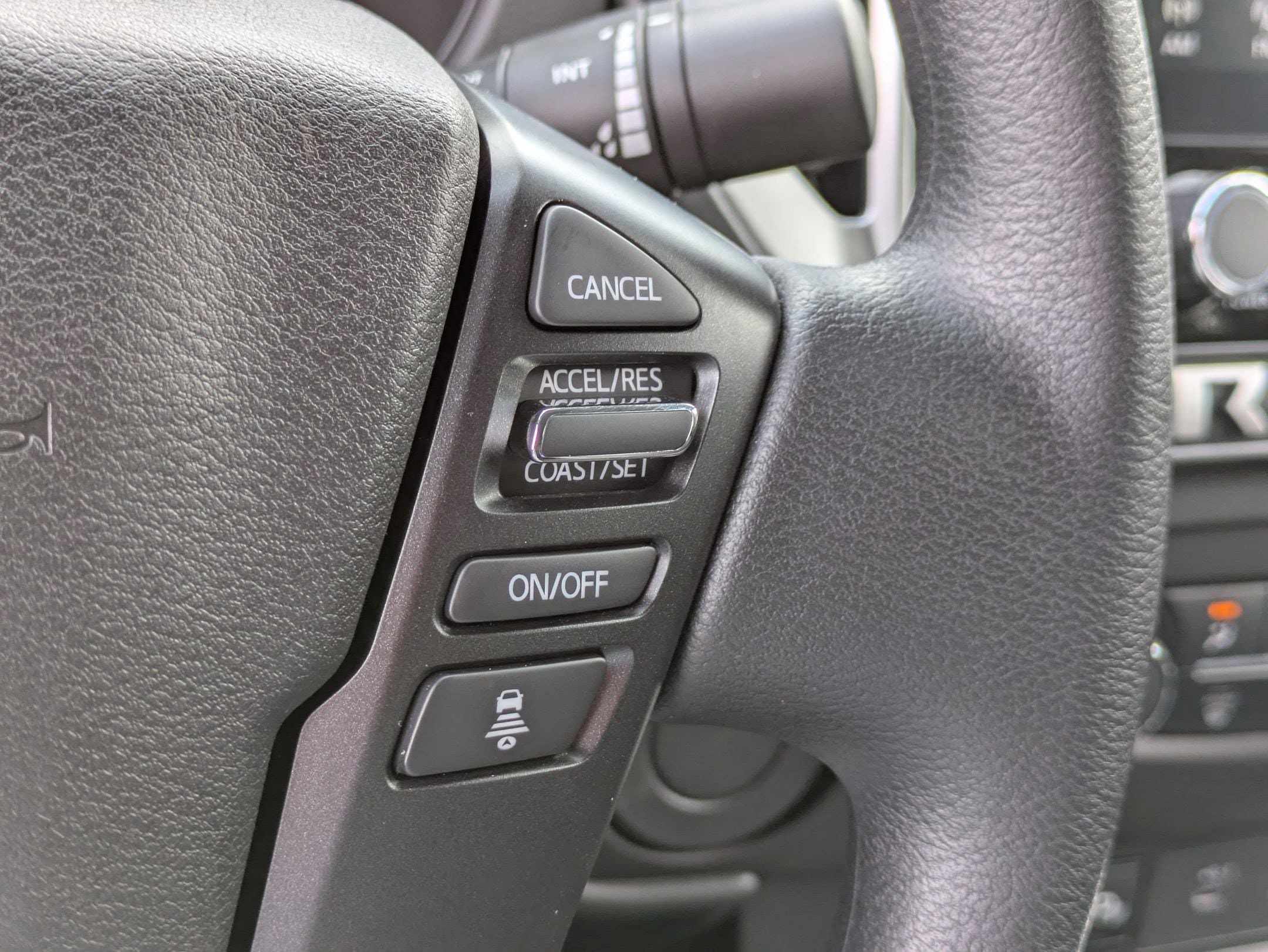 2026 Nissan Frontier SV - Photo 17