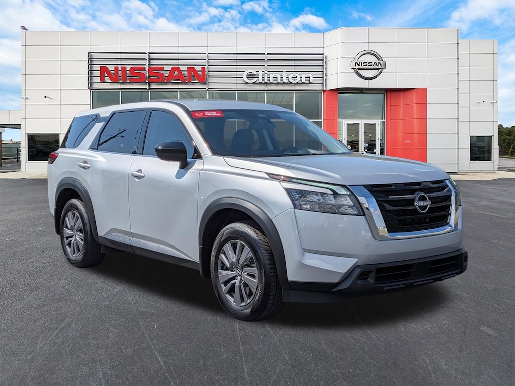 Certified 2025 Nissan Pathfinder S SUV