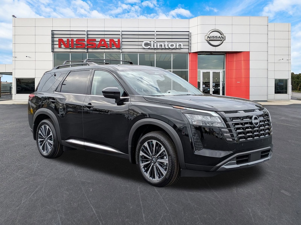 New 2026 Nissan Pathfinder Platinum SUV
