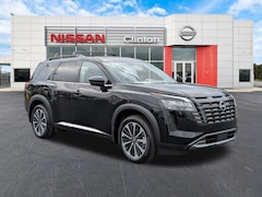 2026 Nissan Pathfinder Platinum SUV