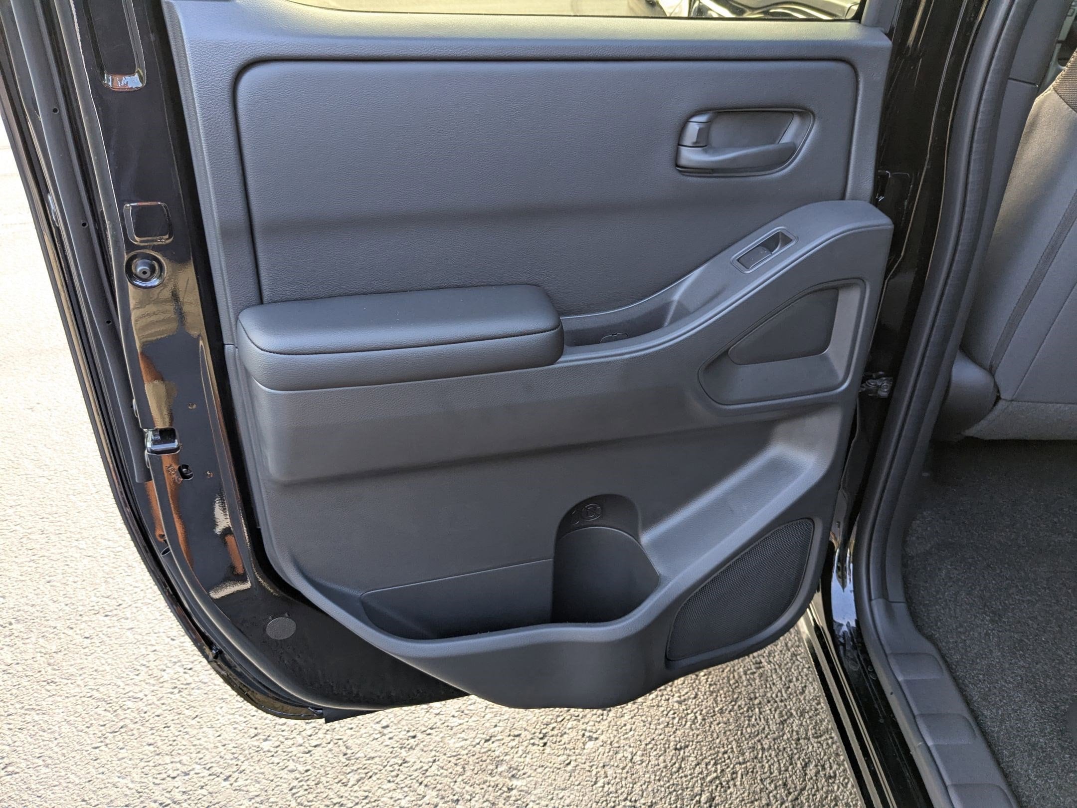 2026 Nissan Frontier SV - Photo 25