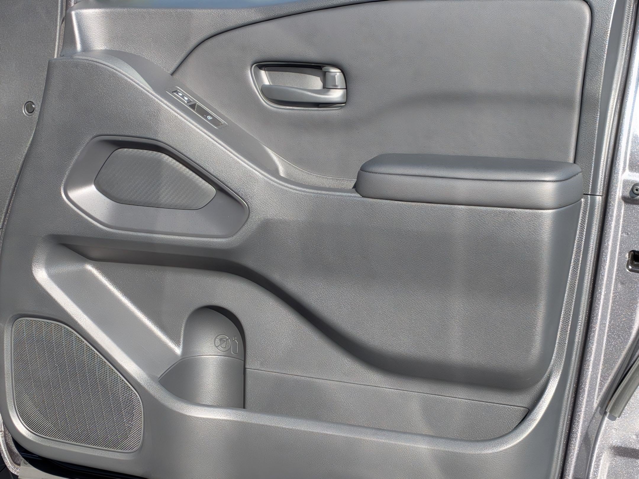 2026 Nissan Frontier SV - Photo 29