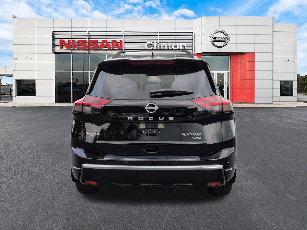 Used 2026 Nissan Rogue Platinum SUV