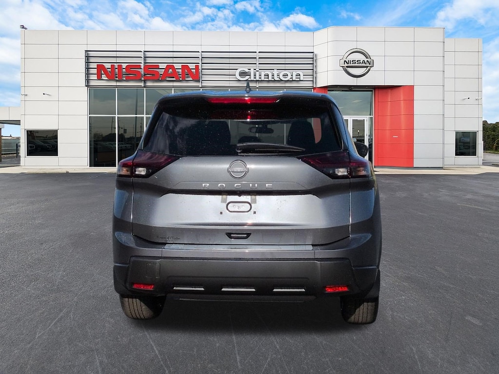 Used 2026 Nissan Rogue SV SUV