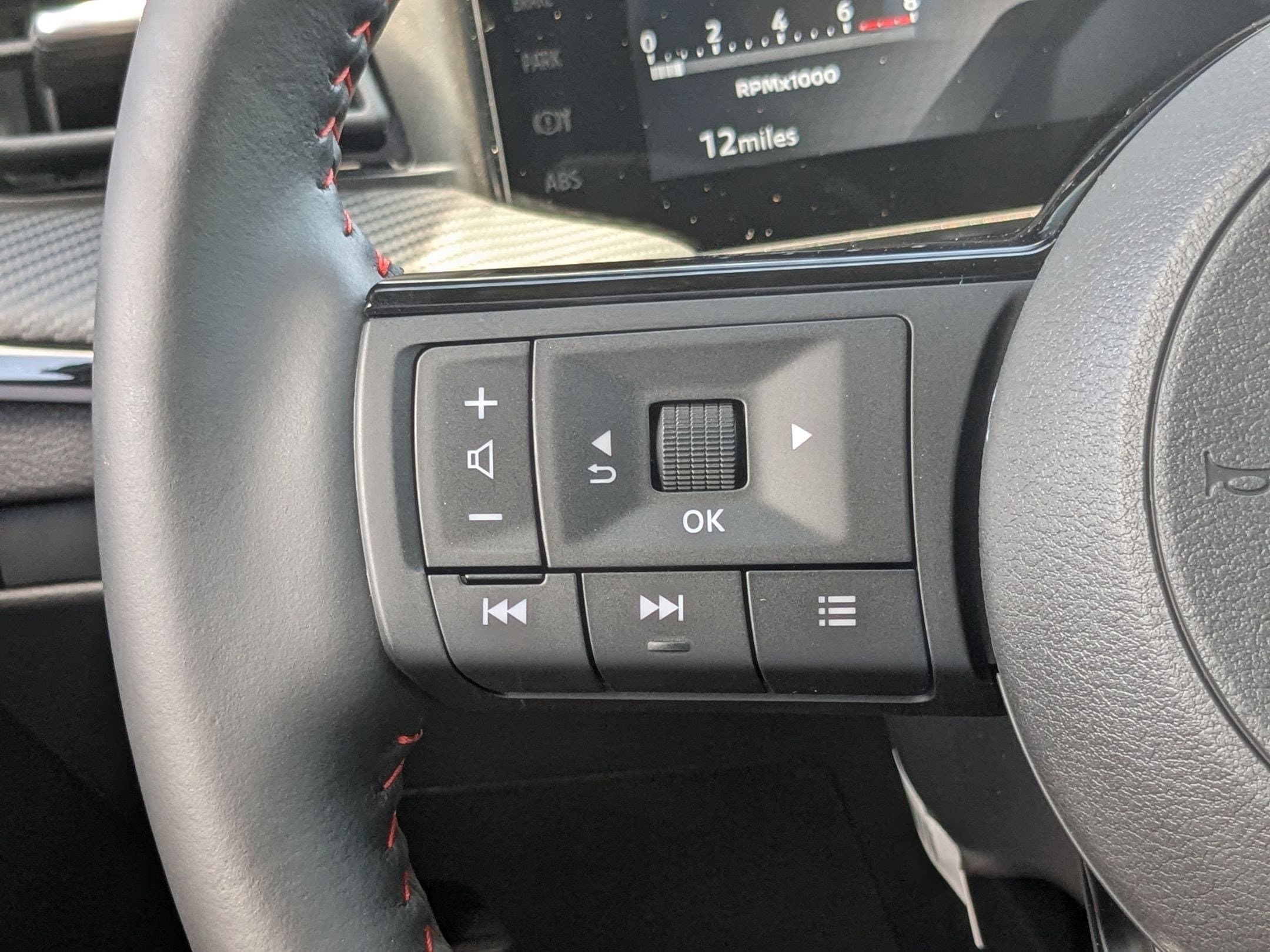 2025 Nissan Kicks SR AWD - Photo 16