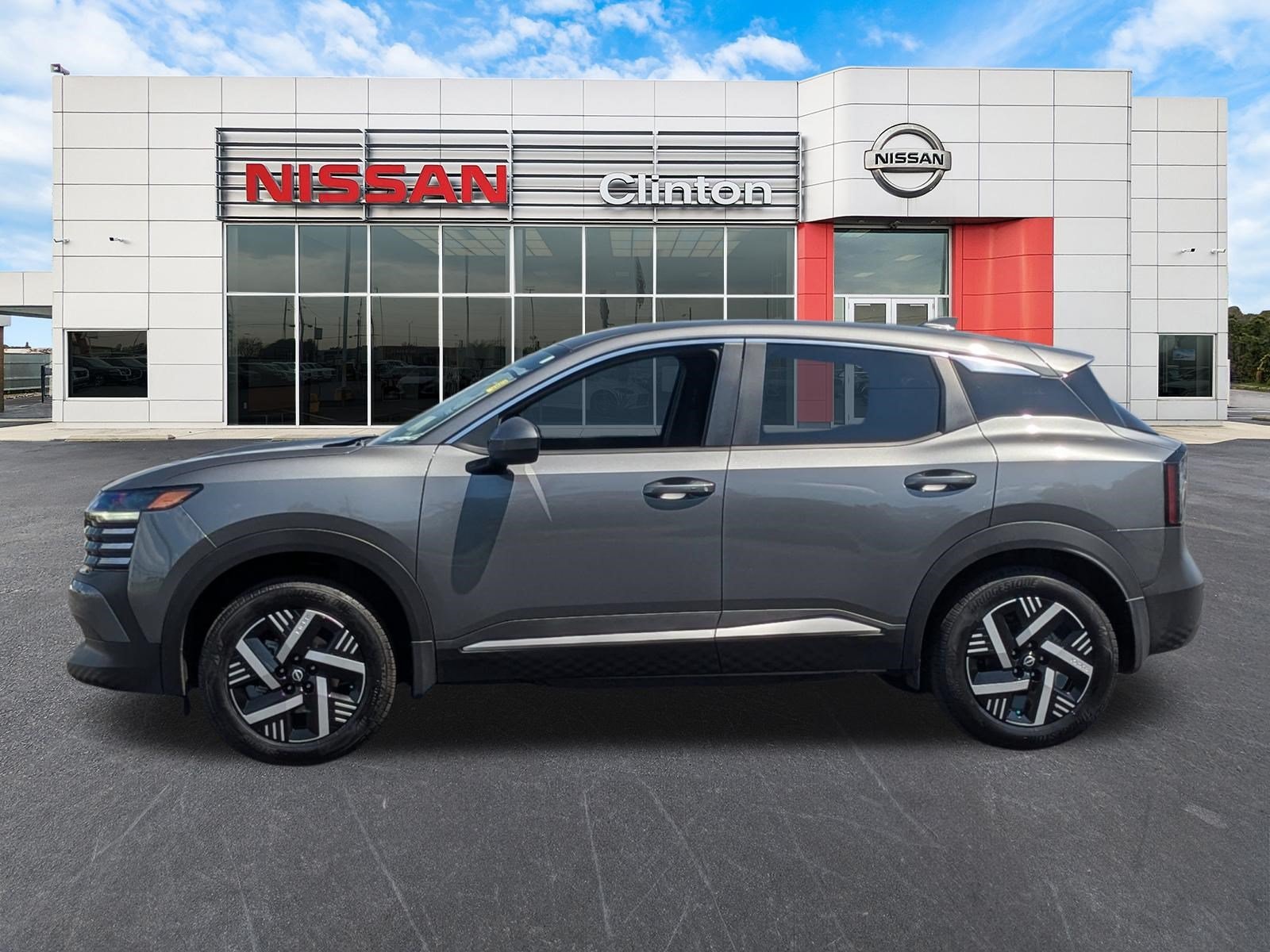 2025 Nissan Kicks SV - Photo 6