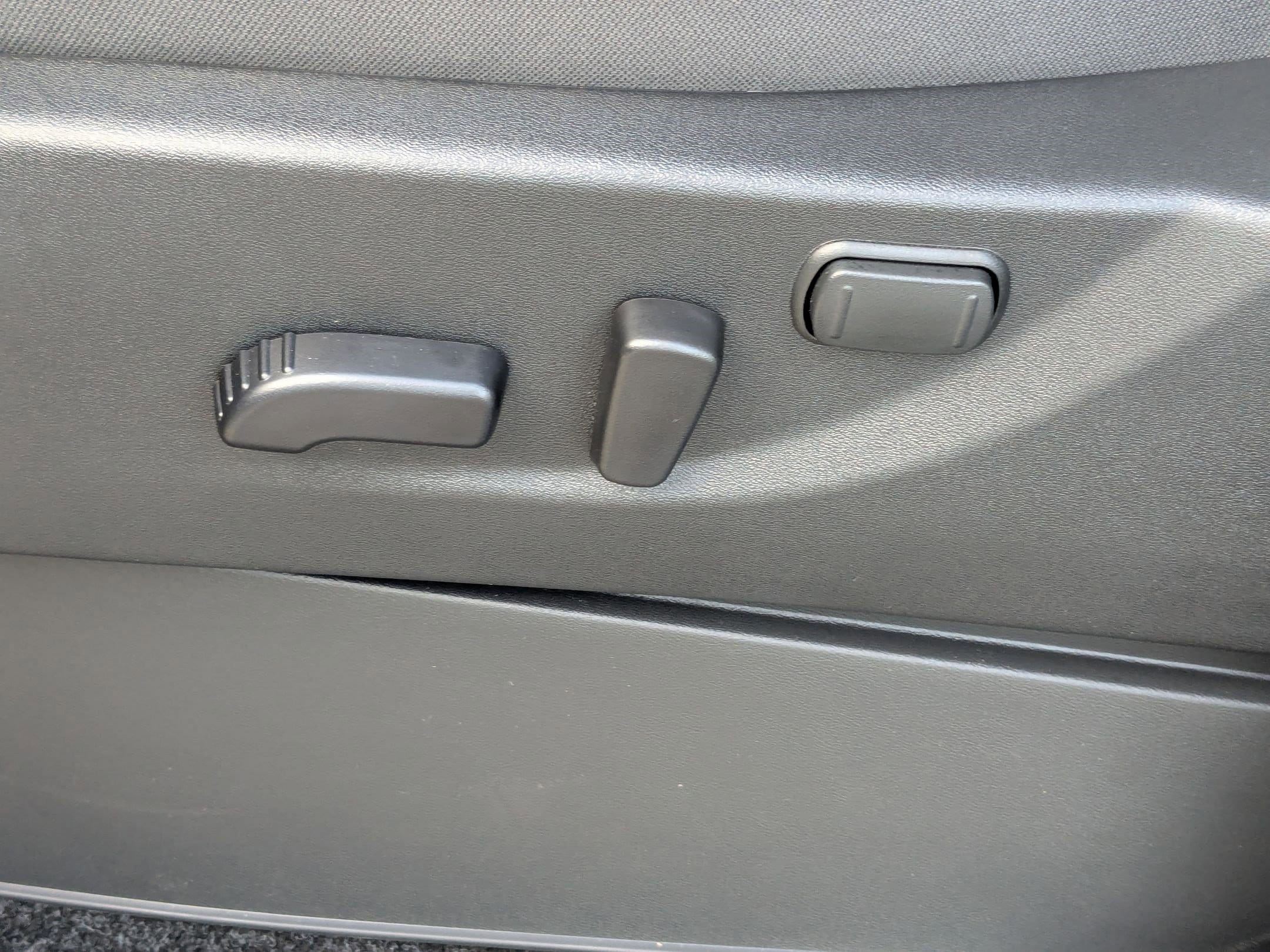 2026 Nissan Frontier SV - Photo 13