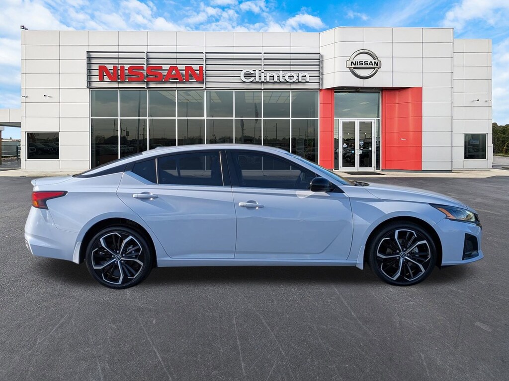 Certified 2023 Nissan Altima 2.5 SR Sedan