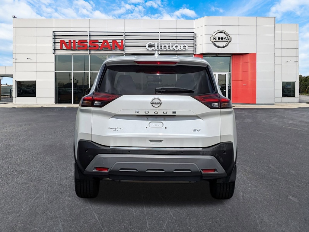 Certified 2022 Nissan Rogue SV SUV