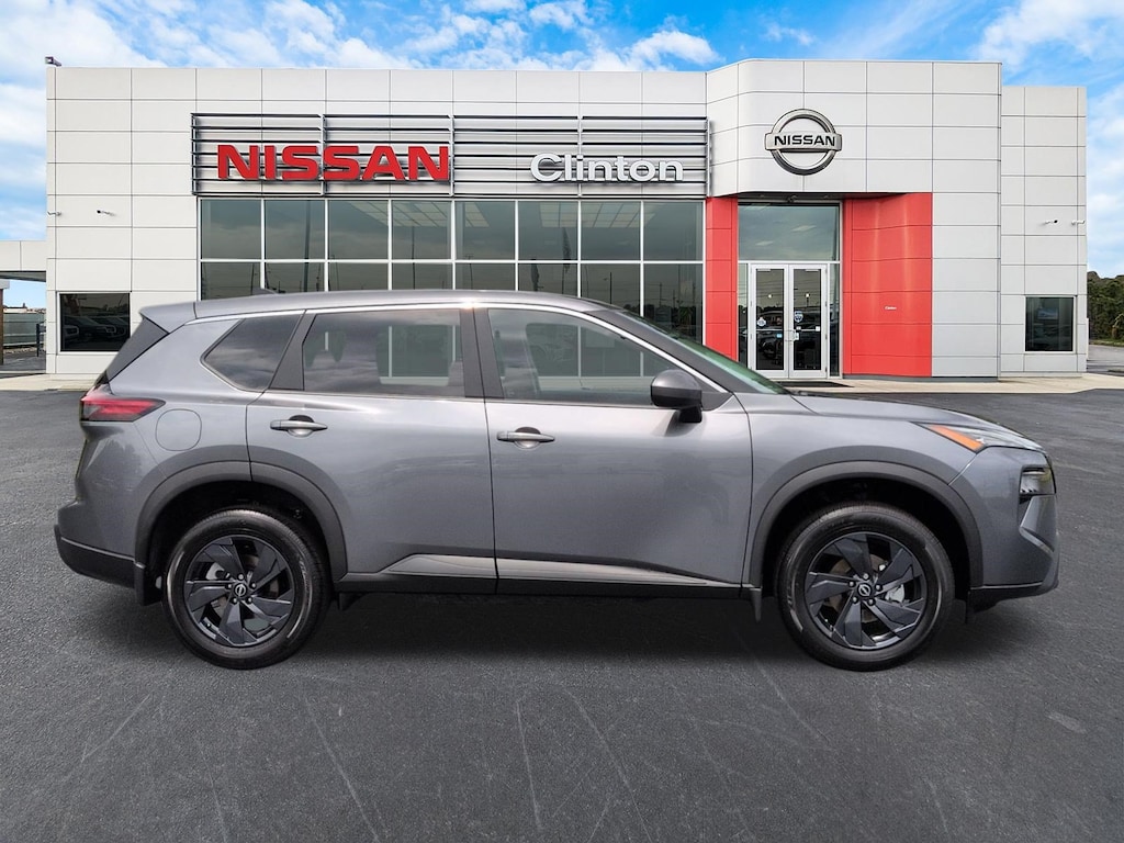 New 2026 Nissan Rogue SV SUV