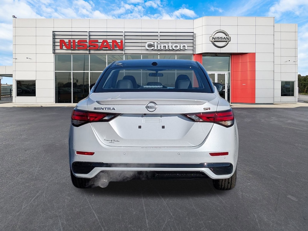 New 2025 Nissan Sentra SR Sedan