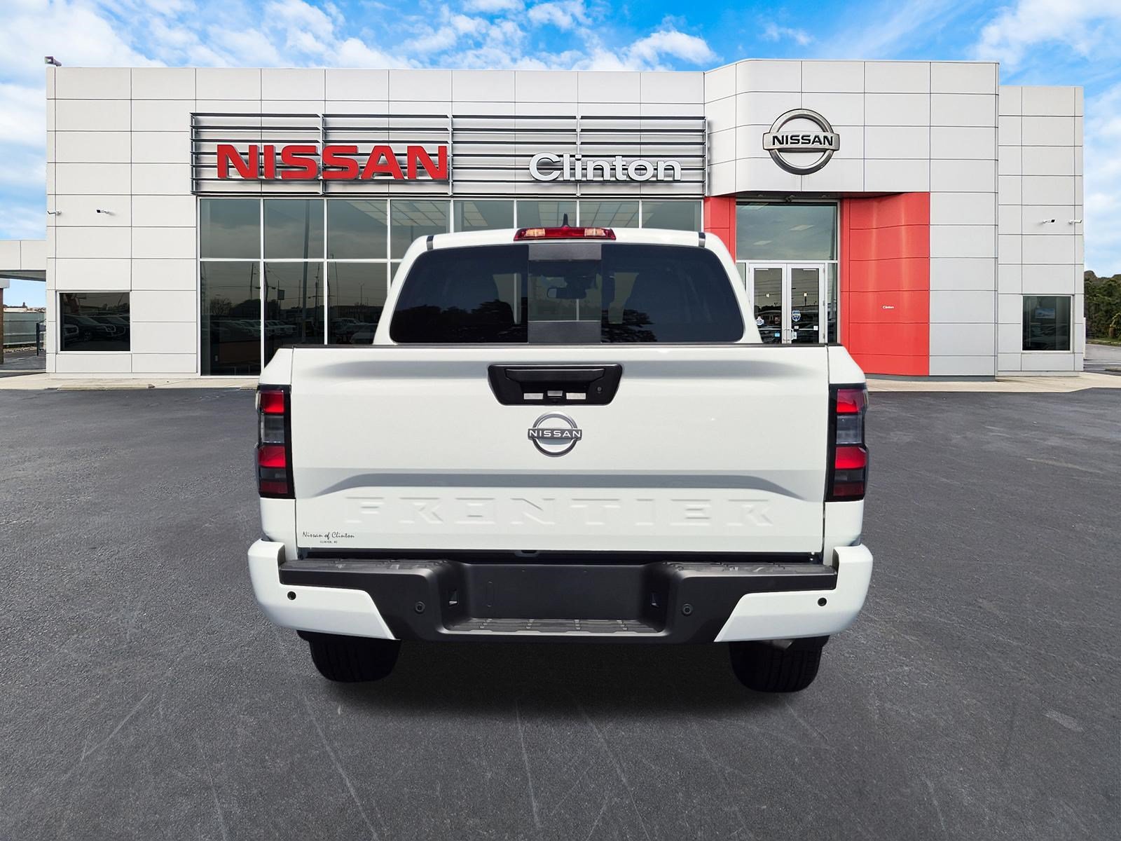 New 2027 Nissan Frontier SV Truck Crew Cab