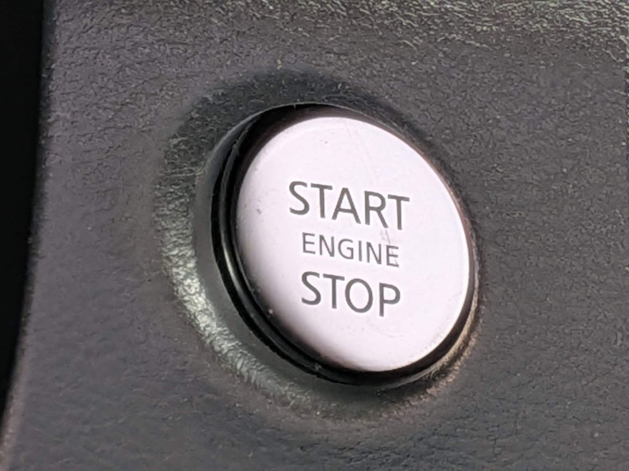 2022 Nissan Frontier S - Photo 23