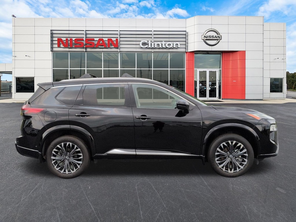 Used 2026 Nissan Rogue Platinum SUV