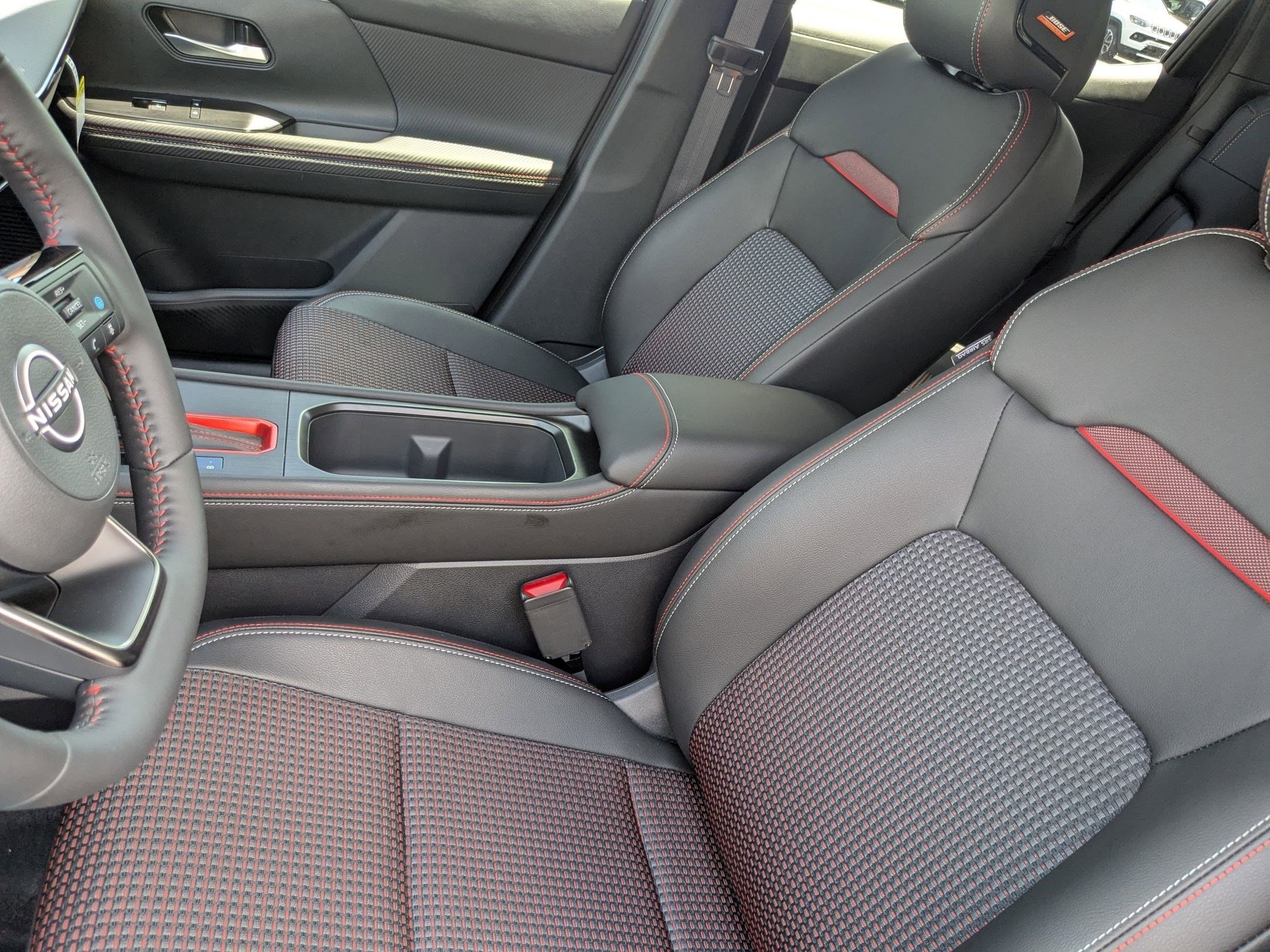 2025 Nissan Kicks SR AWD - Photo 15